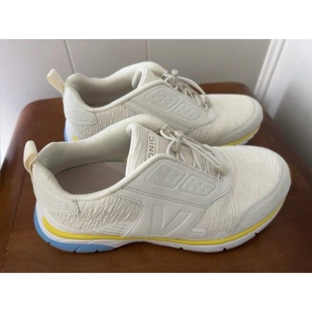 Vionic Deon Women’s Sneakers Size 7.5 White Orthotic Walking Shoes NWOT